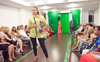 В Севастополе состоялся модный показ «Брызги шампанского»