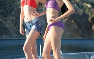Перед отборочным этапом конкурса «Miss bikini models» девушкам-моделям устроили фотопрогулку на яхте