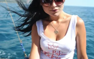Перед отборочным этапом конкурса «Miss bikini models» девушкам-моделям устроили фотопрогулку на яхте