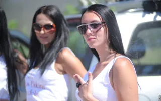 Перед отборочным этапом конкурса «Miss bikini models» девушкам-моделям устроили фотопрогулку на яхте