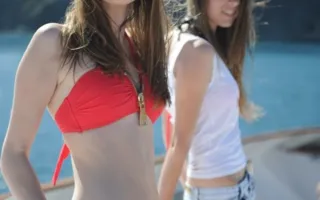 Перед отборочным этапом конкурса «Miss bikini models» девушкам-моделям устроили фотопрогулку на яхте