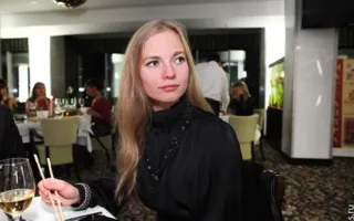 Показ новой коллекции авторских платьев «Нежность» Светланы Возиян на светском рауте в отеле «Аквамарин»