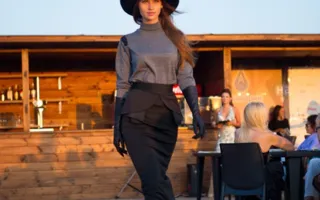 Показ дизайнера Андре Тана в рамках Дней круизной моды Crimean Fashion Days