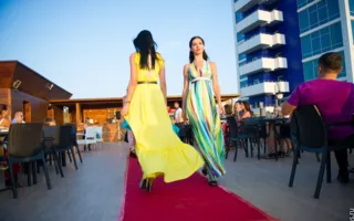 Показ дизайнера Андре Тана в рамках Дней круизной моды Crimean Fashion Days