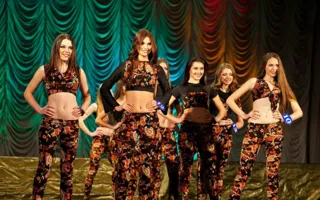 В Севастополе состоялся 18-й городской конкурс красоты «Севастопольская красавица-2013»