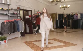 Показ модной коллекции одежды весенне-летнего сезона в магазине «Centre discount»