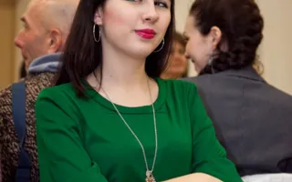 В Севастополе дизайнер Людмила Комардина представила свою новую коллекцию одежды «Шелест ветра»