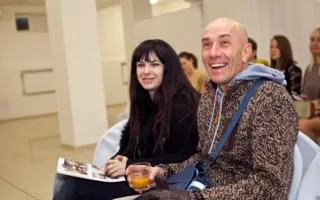 В Севастополе дизайнер Людмила Комардина представила свою новую коллекцию одежды «Шелест ветра»