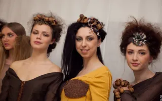 В Севастополе дизайнер Людмила Комардина представила свою новую коллекцию одежды «Шелест ветра»