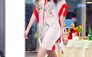 Дефиле в купальниках на конкурсе красоты «Top-models of Crimea-2013»