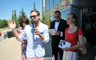 Андре Тан лично открыл в Севастополе свой магазин авторской одежды