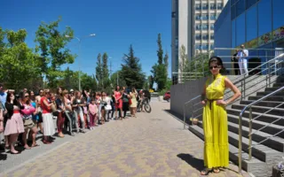 Андре Тан лично открыл в Севастополе свой магазин авторской одежды
