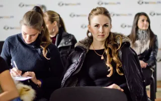Дефиле девушек в купальниках. Кастинг конкурса «Мисс бикини Чёрного моря»