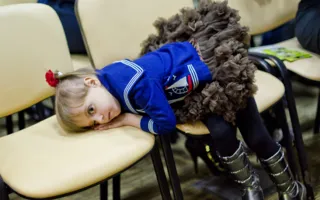 Севастопольский дизайнер Юлия Богданова представила коллекцию нарядных платьев для девочек