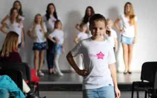 Прямой эфир с конкурсантами детского фестиваля красоты и таланта «Mini Star Sevastopol — 2014»