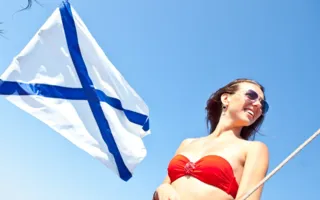 «Жемчужины Чёрного моря» вышли в море под алыми парусами