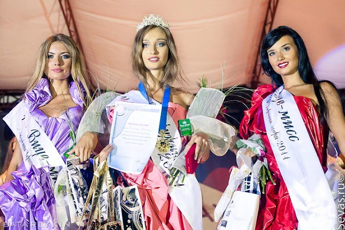 Жемчужина Черного Моря, девушки Севастополя